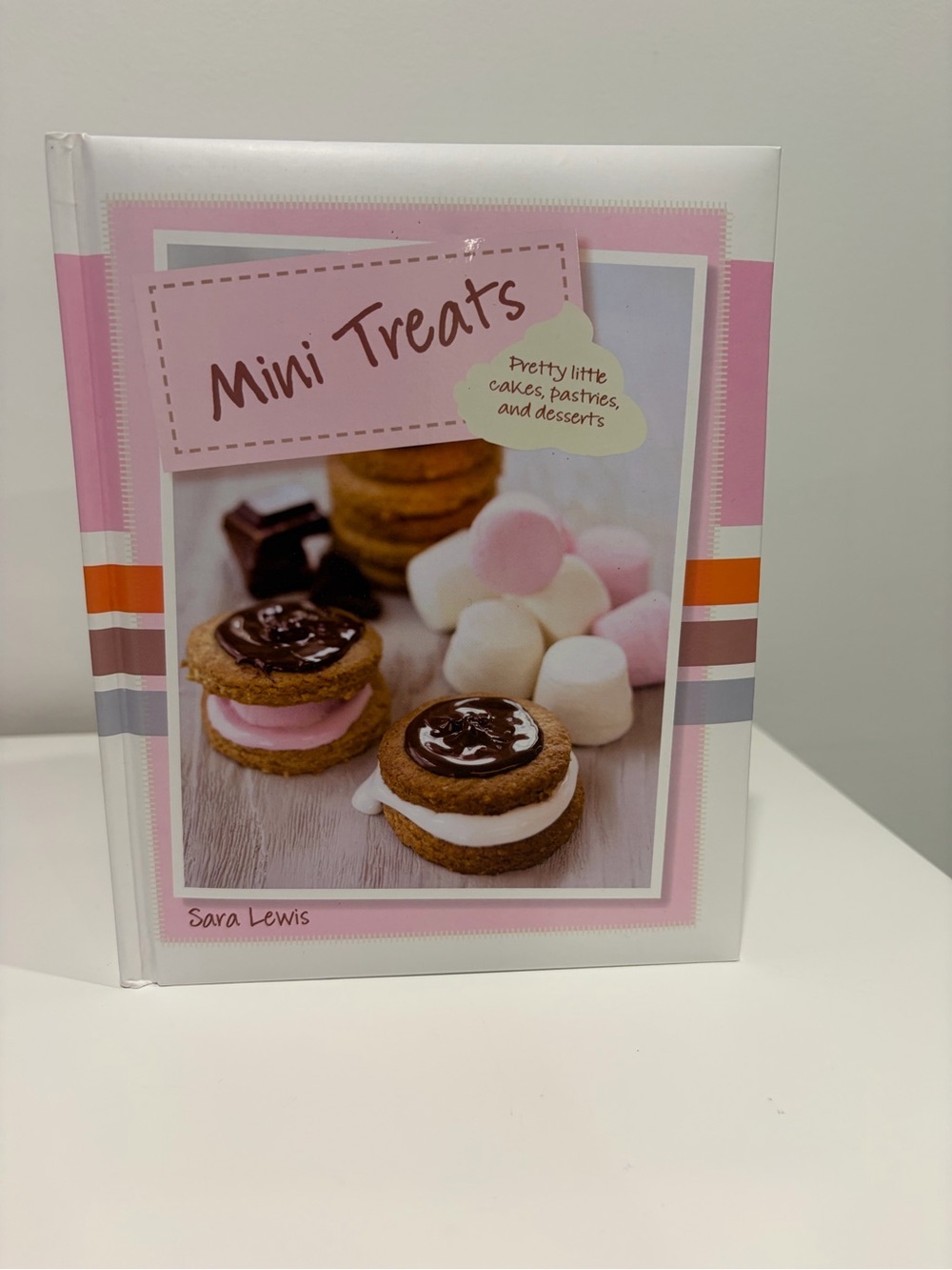 NEW Baking Recipe Book Bundle - Picture 3 of 10